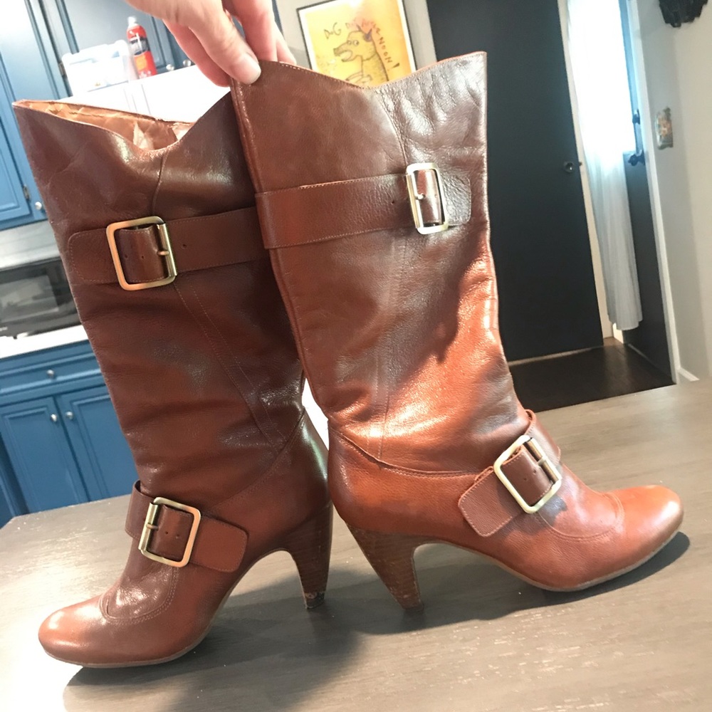 BCBG Brown heeled boots mid calf